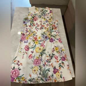 European brand “reserved” size 12 (eu 40) floral dress. 98% cotton